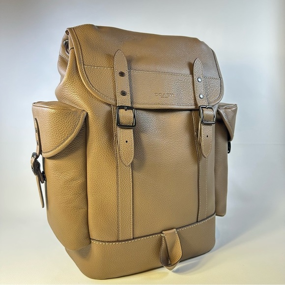 NEW Men’s Coach Hitch Pebble Leather Backpack in Tan/Brown - Picture 1 of 15